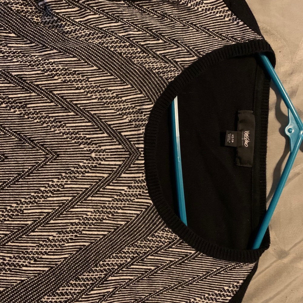 Sweater Dress B&W XS but stretchy